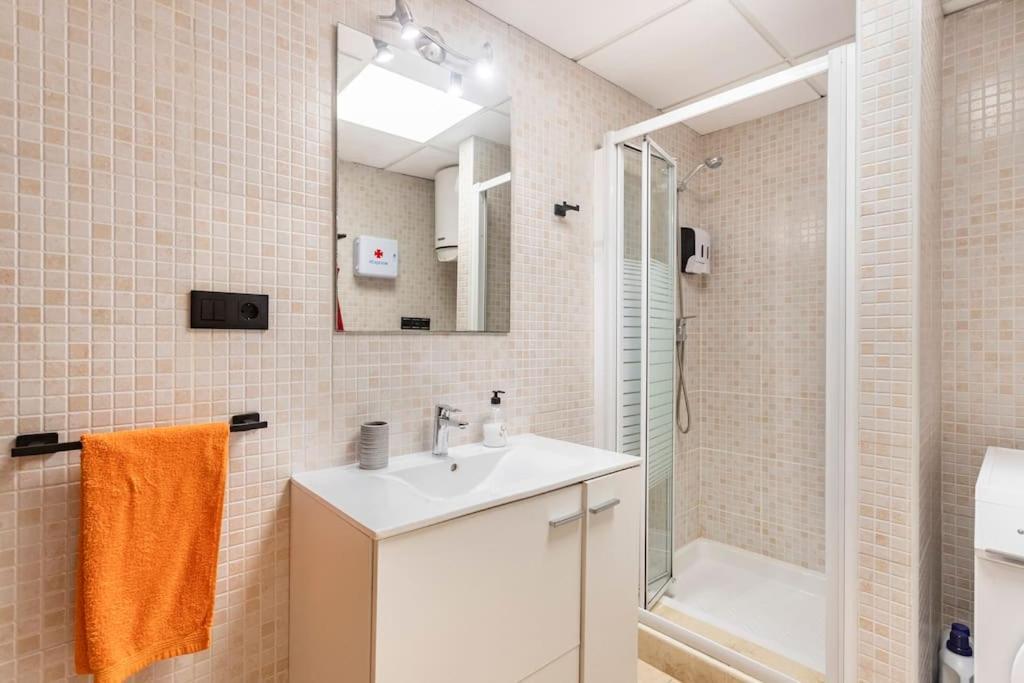 Castelplace Beach Con Plaza De Garage Incluida, Free Parking And Ac Alicante Ngoại thất bức ảnh